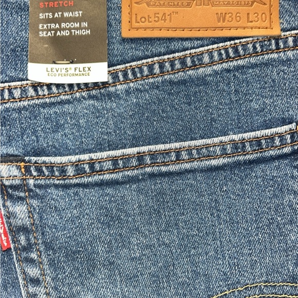 Men’s Levi’s jeans - Picture 5 of 6